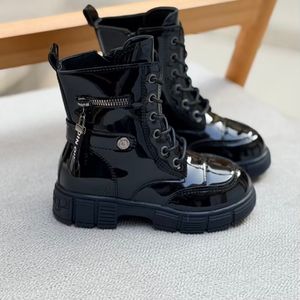 خرید اینترنتی قیمت بوت بچگانه طرح ورنی بغل زیپ از Kids کد 4090801