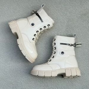 خرید اینترنتی قیمت بوت بچگانه طرح ورنی بغل زیپ از Kids کد 4090801