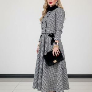 کت و دامن زنانه طرح درسا