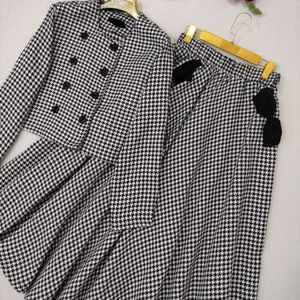 خرید اینترنتی کت و دامن زنانه طرح درسا