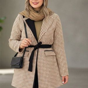 مانتو زنانه کتی طرح دلوین