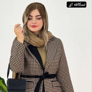 خرید آنلاین مانتو زنانه کتی طرح دلوین