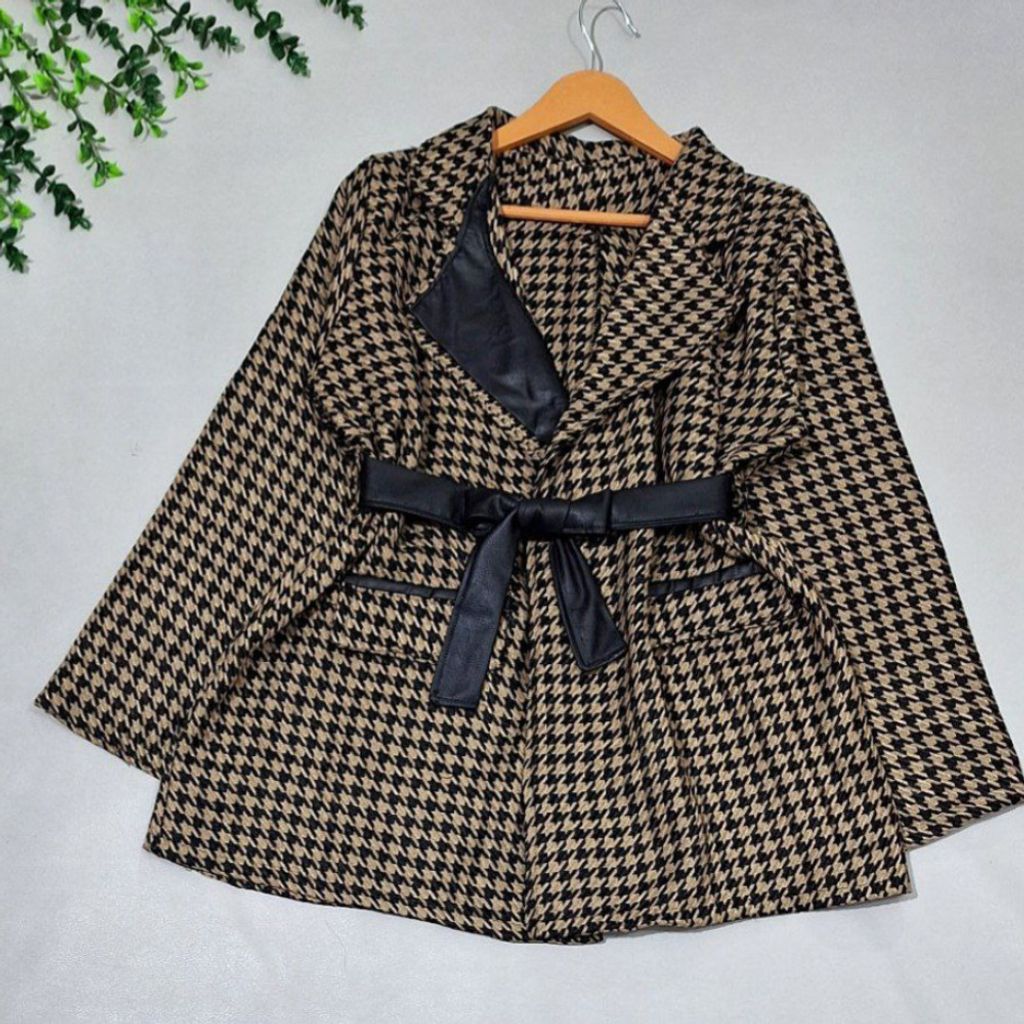 فروش اینترنتی مانتو زنانه کتی طرح دلوین