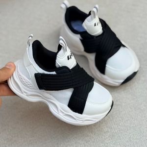 خرید اینترنتی قیمت کتونی بچگانه طرح بند ضربدری از کد 4091101