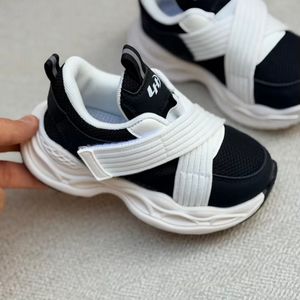 خرید اینترنتی قیمت کتونی بچگانه طرح بند ضربدری از کد 4091101