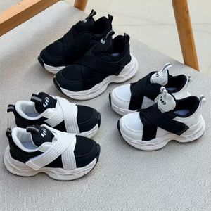 خرید اینترنتی قیمت کتونی بچگانه طرح بند ضربدری از کد 4091101