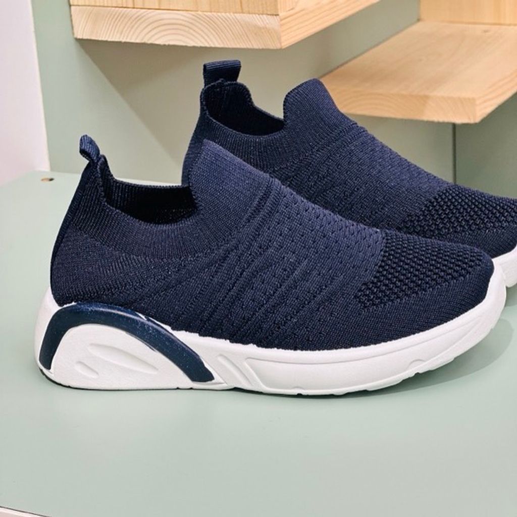 خرید اینترنتی قیمت کتونی بچگانه جورابی از K-Z کد 4023001