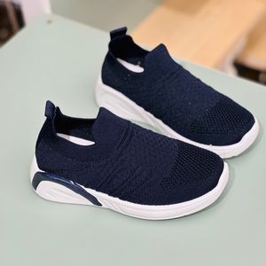 خرید اینترنتی قیمت کتونی بچگانه جورابی از K-Z کد 4023001