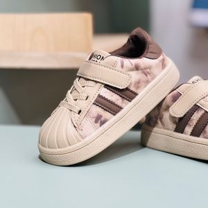 خرید اینترنتی قیمت ونس بچگانه طرح الستار دو خط از KIDS  کد 4022806