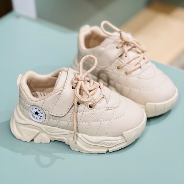 کتونی بچگانه طرح شنل دوزی آوا کد 112903