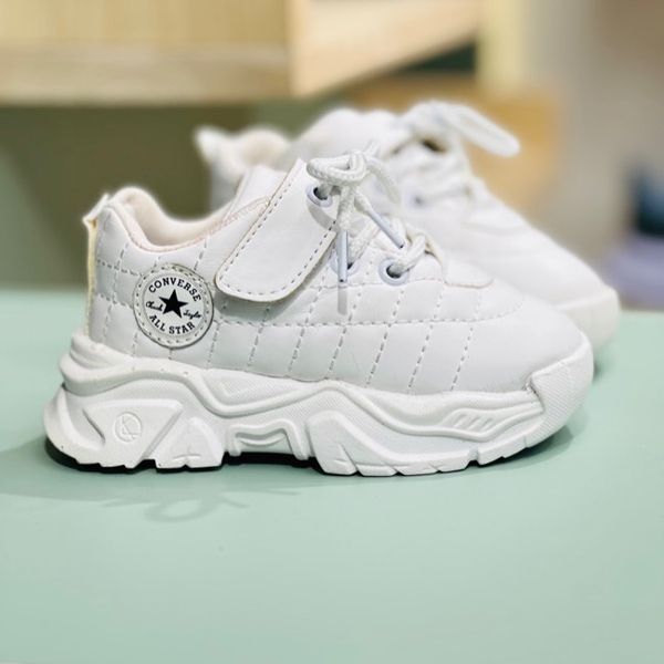 کتونی بچگانه طرح شنل دوزی آوا کد 112903