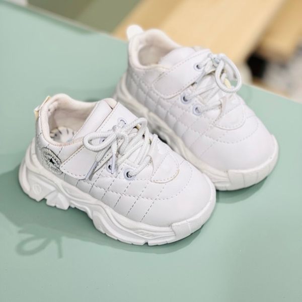 کتونی بچگانه طرح شنل دوزی آوا کد 112903