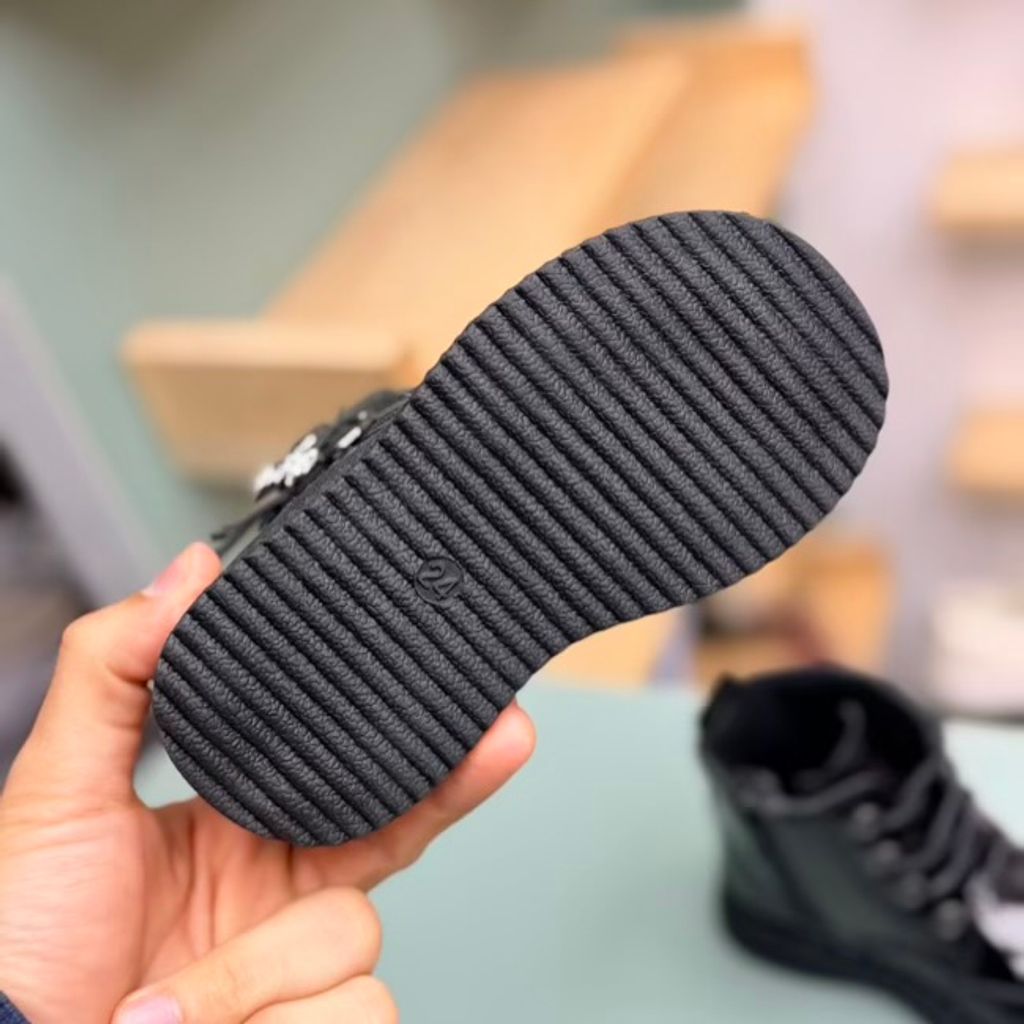 خرید اینترنتی قیمت بوت بچگانه ورنی طرح پاپیون نگینی از Kids کد 4090101