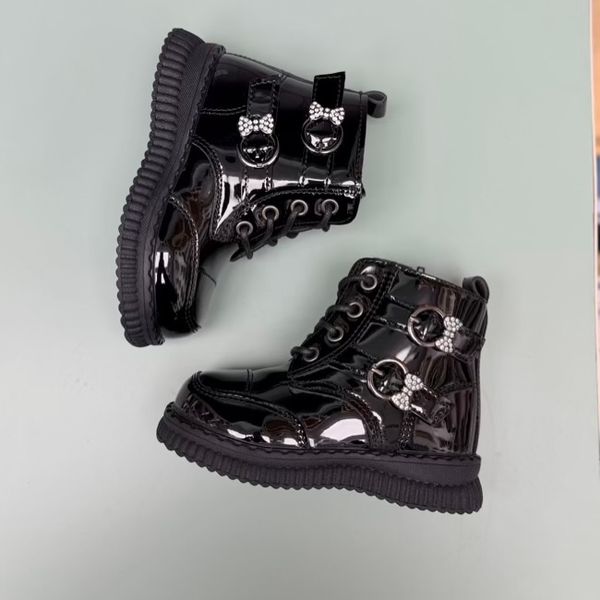 بوت بچگانه ورنی طرح پاپیون نگینی از Kids کد 4090101