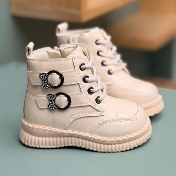 بوت بچگانه ورنی طرح پاپیون نگینی از Kids کد 4090101