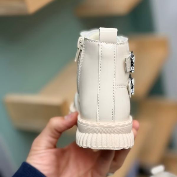 بوت بچگانه ورنی طرح پاپیون نگینی از Kids کد 4090101