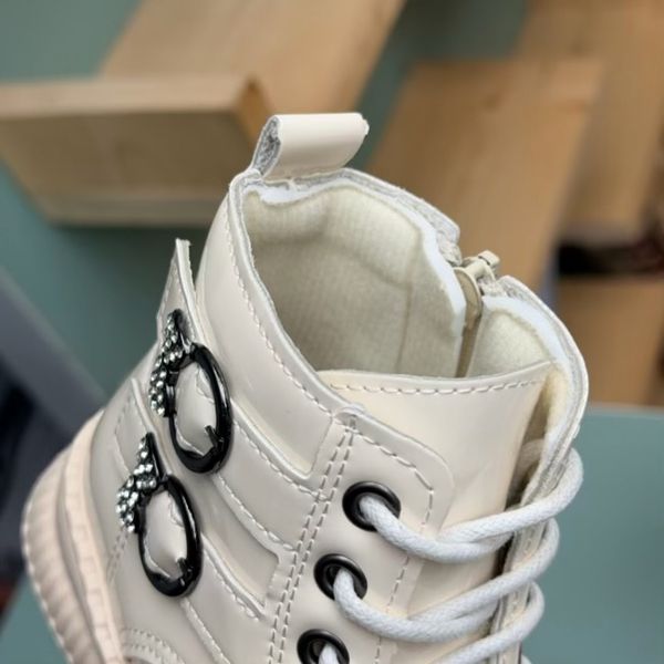 بوت بچگانه ورنی طرح پاپیون نگینی از Kids کد 4090101