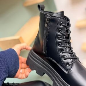 خرید اینترنتی قیمت بوت بزرگسال چرمی لژدار ganji از Trip کد 4090102