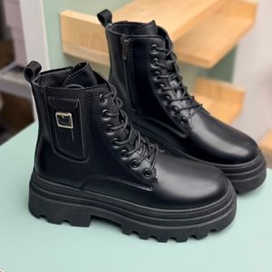 بوت بزرگسال چرمی لژدار ganji از Trip کد 4090102