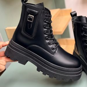 خرید اینترنتی قیمت بوت بزرگسال چرمی لژدار ganji از Trip کد 4090102