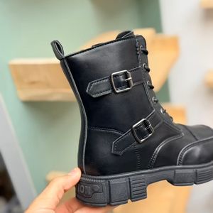 خرید اینترنتی قیمت بوت بچگانه طرح دو بند سگک از Kids کد 4082802