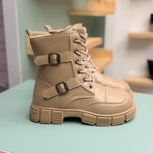 خرید اینترنتی قیمت بوت بچگانه طرح دو بند سگک از Kids کد 4082802