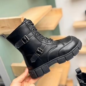 خرید اینترنتی قیمت بوت بچگانه طرح دو بند سگک از Kids کد 4082802