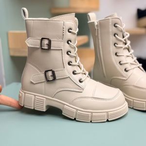 خرید اینترنتی قیمت بوت بچگانه طرح دو بند سگک از Kids کد 4082802