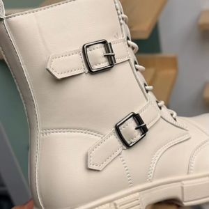 خرید اینترنتی قیمت بوت بچگانه طرح دو بند سگک از Kids کد 4082802