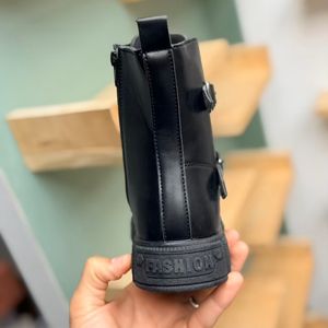 خرید اینترنتی قیمت بوت بچگانه طرح دو بند سگک از Kids کد 4082802