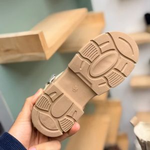 خرید اینترنتی قیمت بوت بچگانه طرح دو بند سگک از Kids کد 4082802