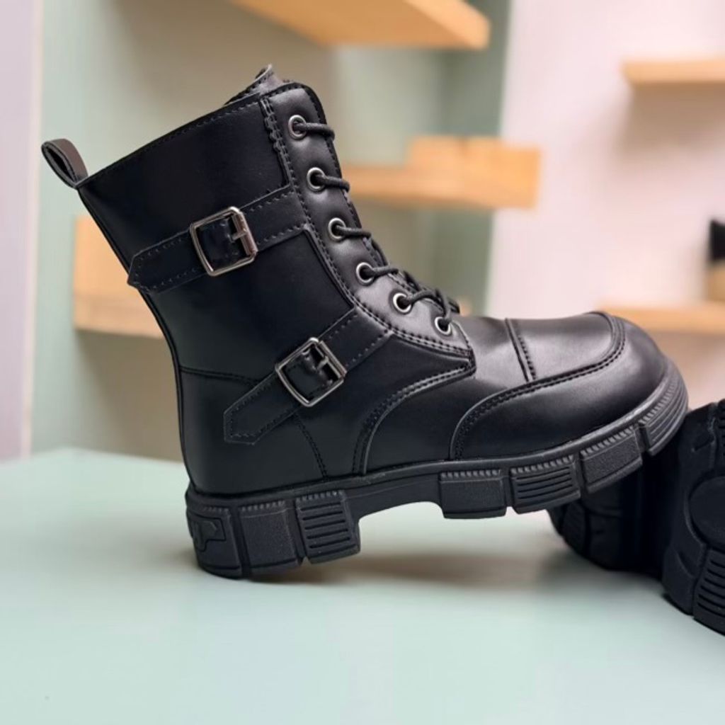 خرید اینترنتی قیمت بوت بچگانه طرح دو بند سگک از Kids کد 4082802