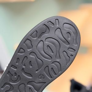 خرید اینترنتی قیمت کتونی بچگانه ساقدار طرح Lee از K-Z کد 4082203