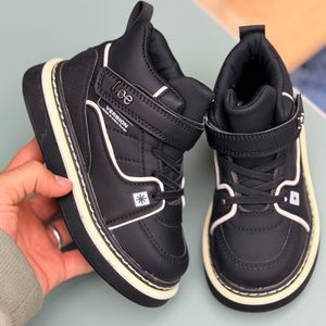 خرید اینترنتی قیمت کتونی بچگانه ساقدار طرح Lee از K-Z کد 4082203