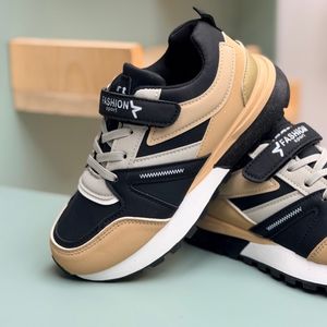 خرید اینترنتی قیمت کتونی بچگانه طرح هشتی از K-Z کد 4082202