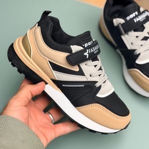 خرید اینترنتی قیمت کتونی بچگانه طرح هشتی از K-Z کد 4082202