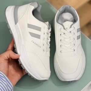 خرید اینترنتی قیمت کتونی بچگانه طرح دو خط از K-Z کد 4071004