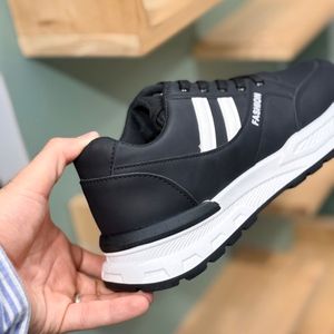 خرید اینترنتی قیمت کتونی بچگانه طرح دو خط از K-Z کد 4071004