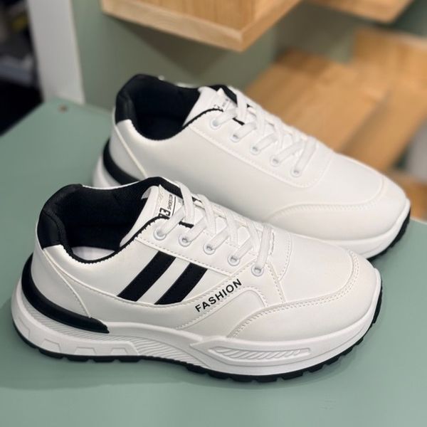 کتونی بچگانه طرح دو خط از K-Z کد 4071004