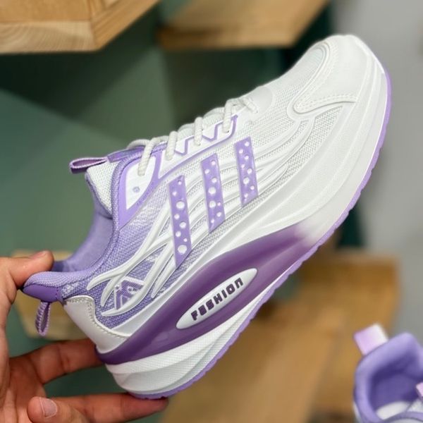 کتونی بچگانه طرح سه خط فشن از K-Z کد 4070802