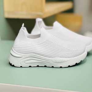 خرید اینترنتی قیمت کتونی بچگانه جورابی از MBA کد 4022805