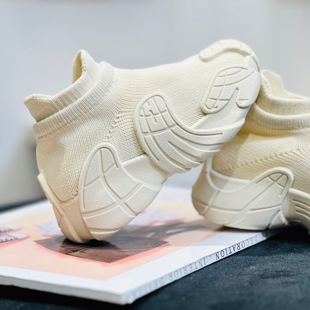 خرید اینترنتی قیمت کتونی بچگونه جورابی طرح ونوم کد 092006