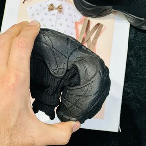 خرید اینترنتی قیمت کتونی بچگونه جورابی طرح ونوم کد 092006