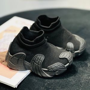 خرید اینترنتی قیمت کتونی بچگونه جورابی طرح ونوم کد 092006