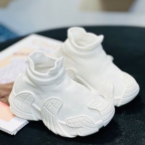 خرید اینترنتی قیمت کتونی بچگونه جورابی طرح ونوم کد 092006