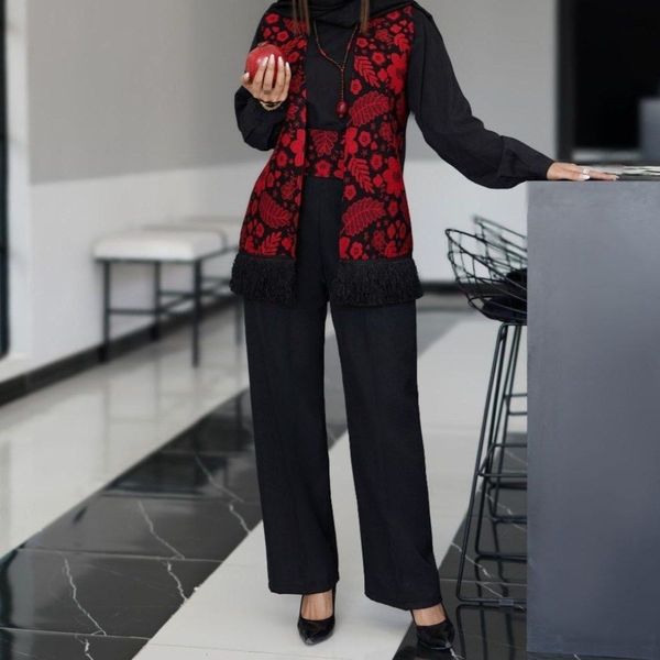 شومیز سفید جلیقه ریش و کمربند نورا