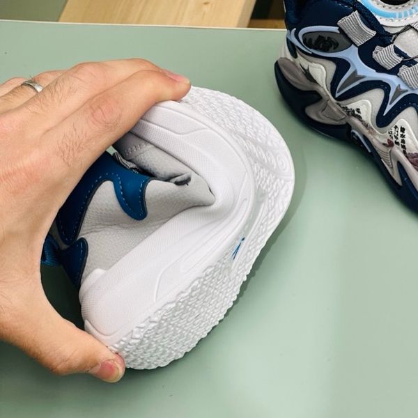 کتونی بچگانه  طرح Hasti از kaka کد 122004