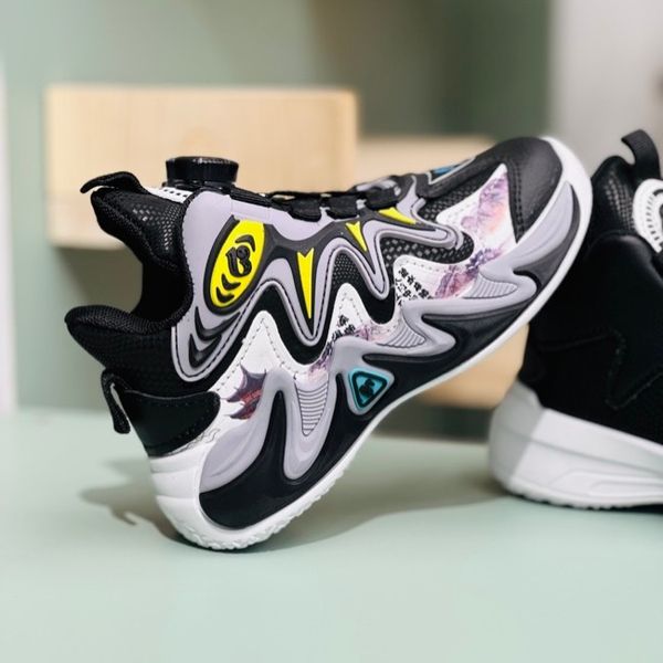 کتونی بچگانه  طرح Hasti از kaka کد 122004