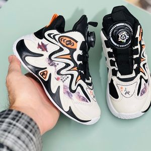 خرید اینترنتی قیمت کتونی بچگانه  طرح Hasti از kaka کد 122004