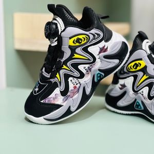 خرید اینترنتی قیمت کتونی بچگانه  طرح Hasti از kaka کد 122004